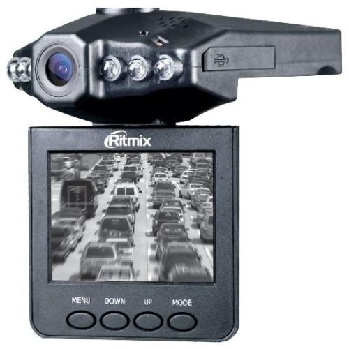 Автомобильный видеорегистратор Ritmix AVR-330 чёрный черного цвета